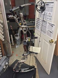 Hoyt Carbon Spyder Zt 34