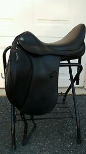 Prestige X-Helen Lux Dressage Saddle, 17” 36 cm tree, X-Technology