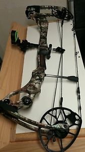 Mathews Halon 6  RH  30" Draw 70lbs lost camo, Black Gold Verdict site INCLUDED!