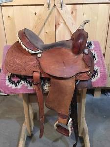 14 inch Hereford All Around Saddle