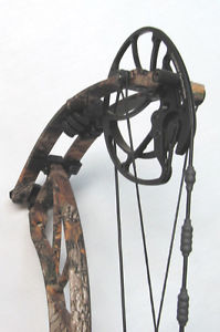 New 2016 Xpedition Xcentric 6 RH compound hunting bow 65# Realtree Xtra camo