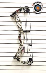 Hoyt Archery Defiant 34 Compound Bow  (NEW - R/H - 70lbs Max - #2 Cam)