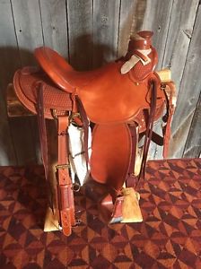 McCall Saddle 15.5' Northwest Wade With Smooth Finish Seat And Fenders