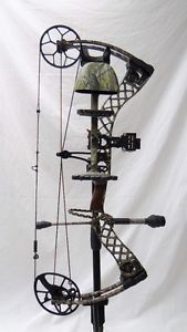FULL Y LOADED! MATHEWS CREED XS CAMO RIGHT HANDED RH COMPOUND HUNTING BOW