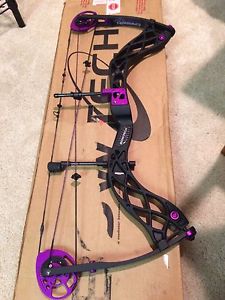BowTech Carbon Rose Bow