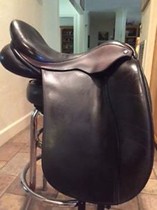 Used Hulsebos  Dressage Saddle Size 17.5" Med Wide Black