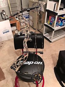 Bowtech Carbon Icon Rh 70 fully set up