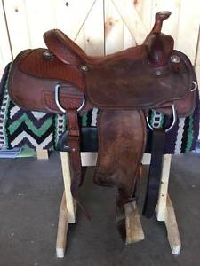 14.5 inch Courts Competitor Series Roper