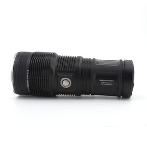 NITECORE TM15 Tiny Monster 2650 Lumen 3x CREE XM-L2 LED 465M Distance Torches