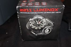 SureFire 2211-B-BK-LMX Luminox Rechargeable Variable LED Wrist Light Watch