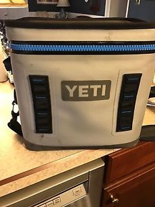 Yeti Hopper Flip 12