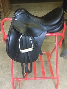 17.5 W Smith Worthington in Excellent Condition W/ Fittings