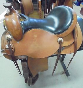 15.5" USED REINSMAN TRAIL WESTERN SADDLE 2 902