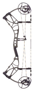 New 2017 Bear Archery Moment 55-70# RH Compound Bow Olive Drab