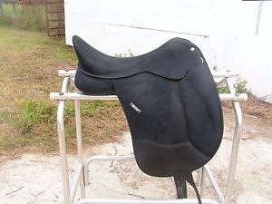 Wintec Pro Dressage Black 18" Equestrian Saddle