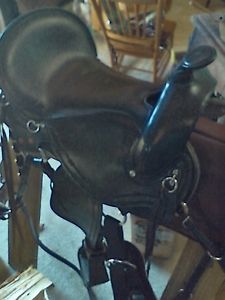 Dixieland Custom Gaited Saddle Fully rigged. Britchen, contour pad, everything n