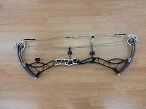 Bowtech Fanatic 70 lbs