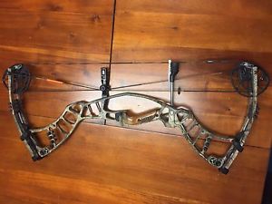 HOYT NITRUM 30 XTS 2015  NIB COMPOUND BOW ZT CABLE GUARD
