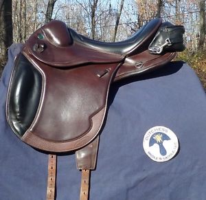 PRESTIGE 17"/32cm ATENA ENDURANCE SADDLE 0442
