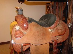 Courts Ladies Team roping Saddle 14 inch