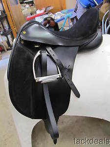 Black Country Bellissima Dressage Saddle Lightly Used Demo 17" M GORGEOUS!!