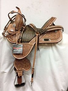 Circle Y Tammy Fischer Daisy Treeless Barrel Christmas Package 14.5" #1315W Wide