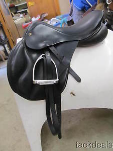 Jeffries JMX Monoflap Jumping Close Contact Saddle 17 1/2" MN Lightly Used