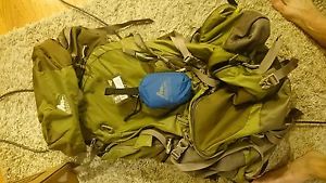 Gregory Baltoro 65 Backpacking Hiking Pack - Green - Large Includes Rain Cover