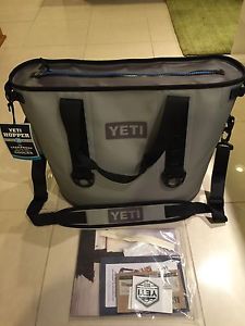 Yeti Hopper 30 Soft Cooler Bag