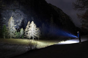 Olight SRMINI Intimidator II 3200LM Rechargeable 3 x CREE LED Torch Floodlight
