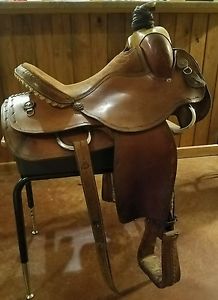 Circle Y 16" Roping Saddle