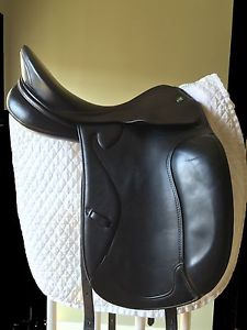 Prestige OptiMax Dressage Saddle, 16” seat, 32-36cm tree.  Grab for Christmas!
