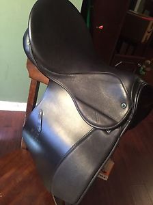 Stubben Scandica HP 18 inches 31 Saddle
