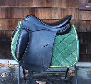 Smith Worthington "Danzig" Dressage English Saddle Buffalo 18.5" Wide - NICE!