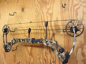 Mathews HTX 70lb. 28" draw Great Condition