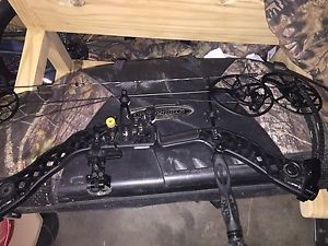 mathews creed LH 27" W/29"Cam 60lb
