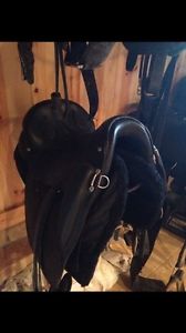 Orthoflex 15.5" Black Show Saddle, Paso Fino, With Stirrups