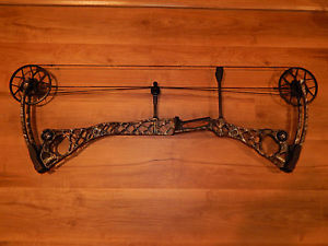 Mathews No Cam HTR Right Hand 70Lb 27, 27.5 or 28.5"  Draw Lost Camo