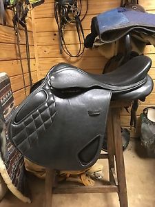 18 M MW Cross Country forward flap jumping eventing saddle black leather