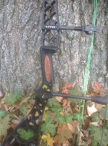 Matthews no cam HTR Tactical 50-60 Lbs. 30" Draw