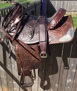 Nice 15" Semi QH CIRCLE Y Park & Trail Western Saddle W  Bridle & Rear Cinch