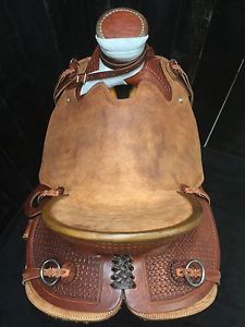 (In Stock) 16" WADE Saddle - Ranch/Roping/Training/Trail