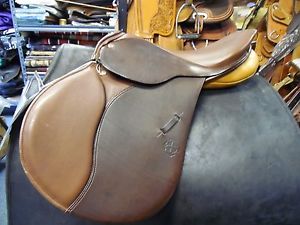 Courbette Stylist 2000 DL Close Contact Saddle 16.5" 32 cm tree Medium wide