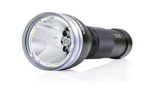 Luxor 2 CREE LED Auto Focusing Rechargeable Lithium Battery Flashlight 850 Lumen