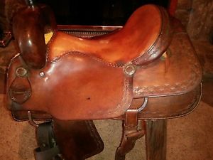 Roohide Cutting Saddle