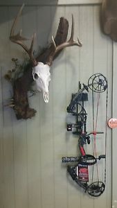 NWT PSE Archery Premonition HD compound bow