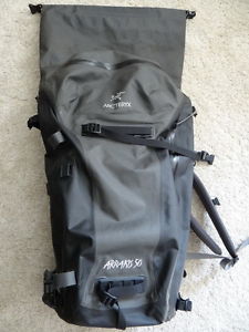 Arcteryx Arrakis 50 Backpack-TALL-(Fully Adjustable),Waterproof, Canada, Rare
