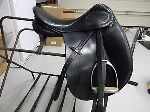 Stubben Scandica DL Dressage Saddle-Black-18" Ships Fast!!