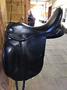 Trilogy Verago Elite Dressage Saddle 18.5 Seat Extra Wide