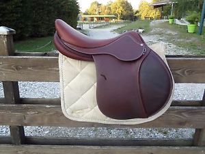 New condition Antares Luxury French Jumping Saddle Close Contact Brown 18"